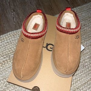 Ugh Tazz slipper